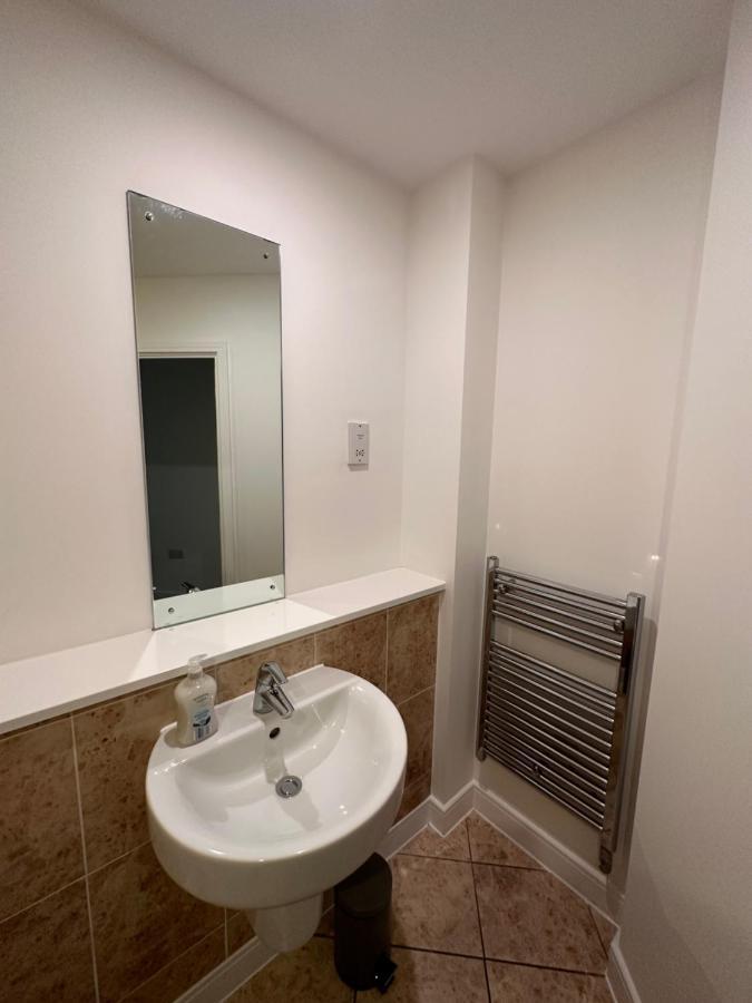 Luxury Apartments - Wallis Square, Farnborough Farnborough  Esterno foto